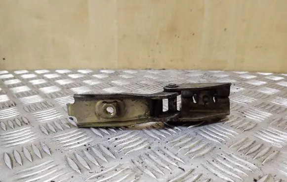 Volkswagen Transporter - Caravelle T4 Sliding door middle roller runner 701843336A