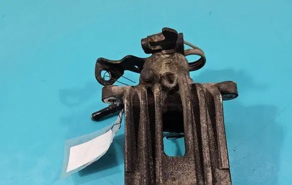 Volkswagen PASSAT B5.5 Rear brake caliper IMPRK1461426
