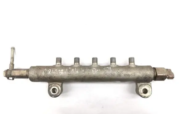 Nissan Primera Fuel main line pipe 0420 03E1585