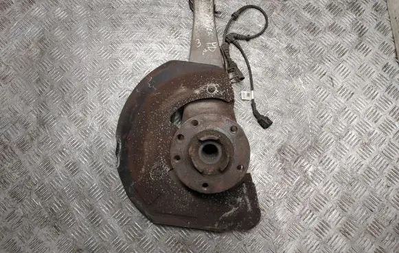 Porsche Cayenne (92A) Front wheel hub 7P0501655A