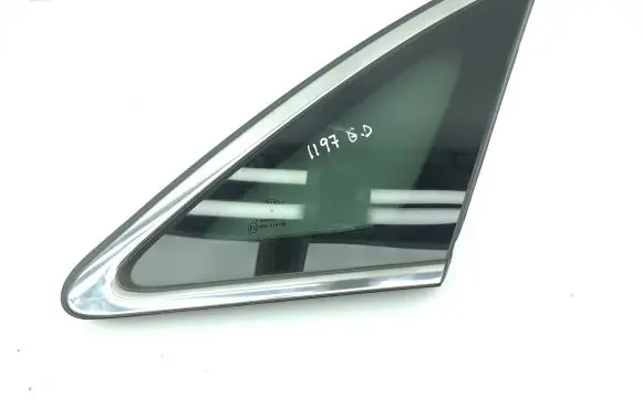 KIA Ceed Rear side window