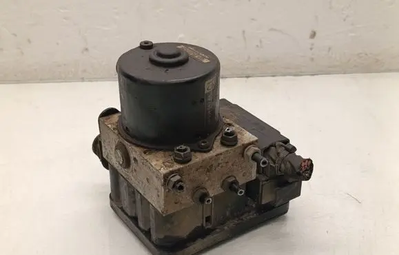 Volkswagen Golf Plus ABS Pump 1K0614517AE 1K0907379AC