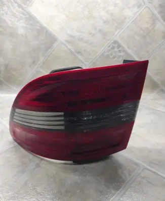 Mercedes-Benz B W245 Rear/tail lights A1698200377