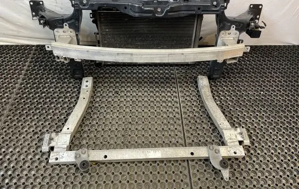 Opel Corsa E Radiator support slam panel