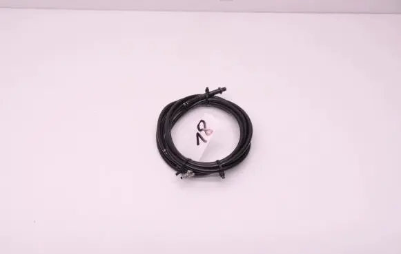 Volvo C70 Convertible roof line/pipe/hose 