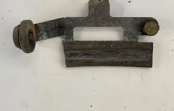 Mercedes-Benz SLK R170 Radiator mount bracket 1705010120