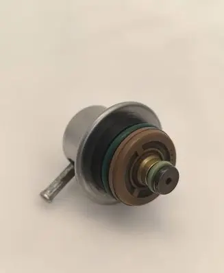 Audi A6 S6 C5 4B Fuel pressure regulator 078133534C 0280160575