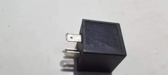 Volkswagen Golf III Other relay 191955529