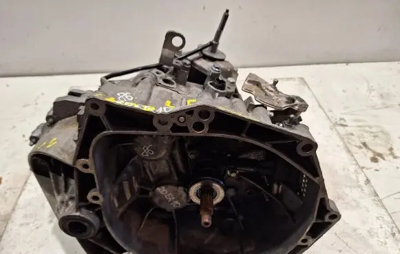 Citroen DS4 Manual 5 speed gearbox 20EA10
