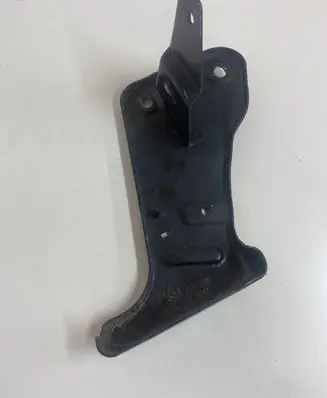 Radiator support slam panel bracket