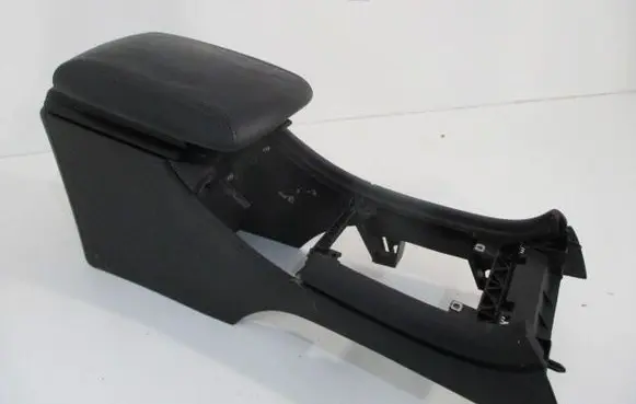 Peugeot 607 Center console