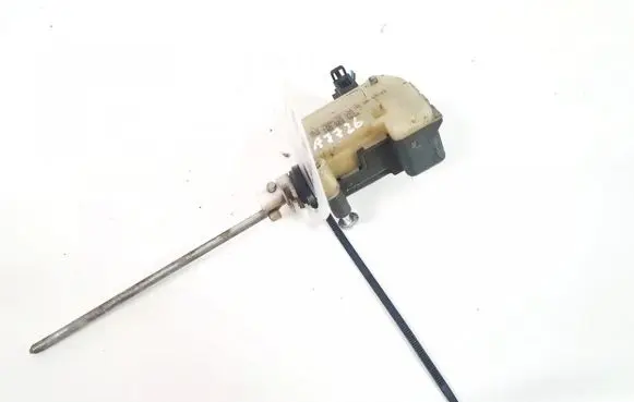 Skoda Octavia Mk2 (1Z) Central locking motor 1m0959781a
