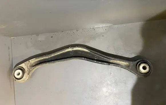 Mercedes-Benz S W221 Rear control arm 2213520005