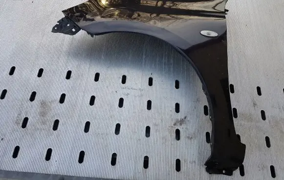 Nissan Micra Fender