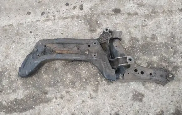 Skoda Roomster (5J) Front subframe
