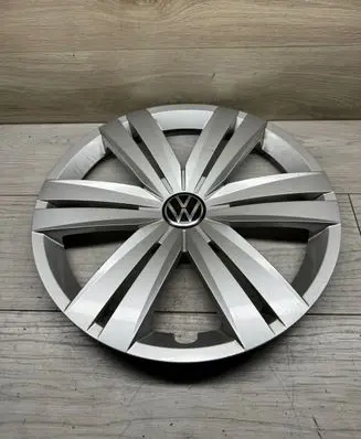 Volkswagen Touran III R14 wheel hub/cap/trim 5TA601147B 5TA601147