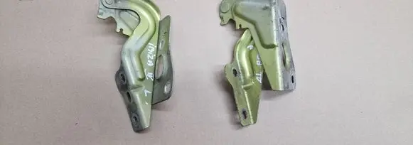 Seat Ibiza IV (6J,6P) Engine bonnet/hood hinges 