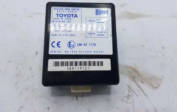 Toyota Corolla Verso E121 Door control unit/module 897410F010 61B168000 10R021776