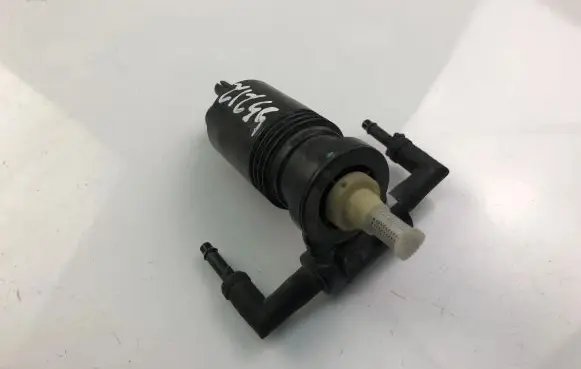Dodge Caliber Windscreen/windshield washer pump 05152075AC
