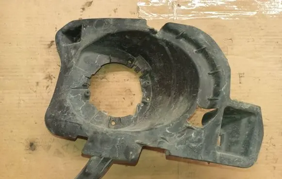 Peugeot Partner Fog light bracket 9677621280