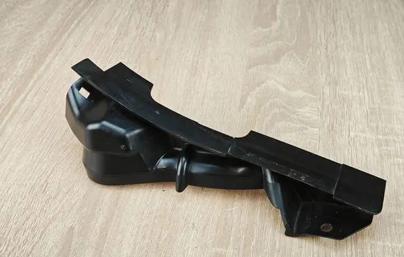 Audi A7 S7 4G Fender mounting bracket 4G0805233