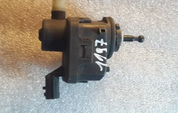 Renault Scenic II - Grand scenic II Headlight level adjustment motor 8200428994