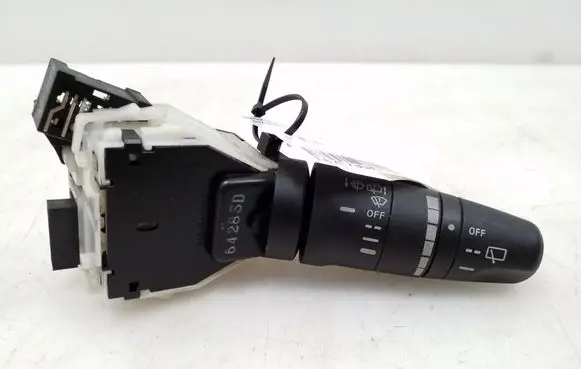Nissan Note (E11) Wiper switch 