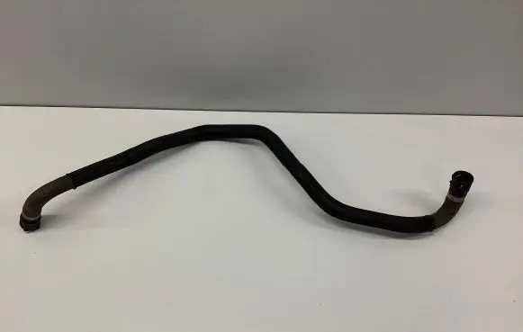 Land Rover Evoque II Engine coolant pipe/hose