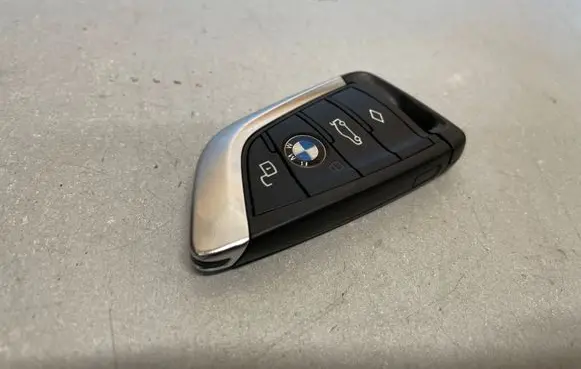 BMW 1 F40 Ignition key/card 5A06C77 16129510