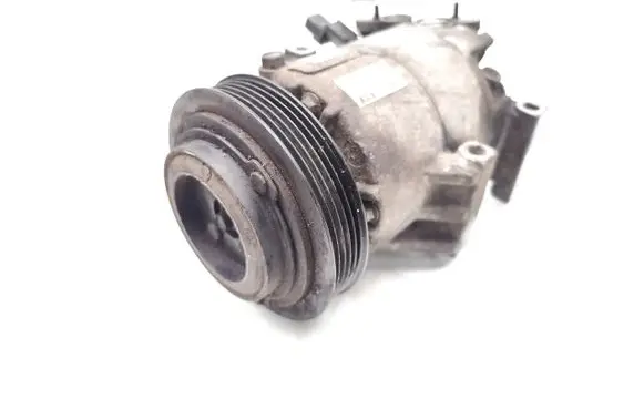 KIA Soul Air conditioning (A/C) compressor (pump) F500-FG8CA08