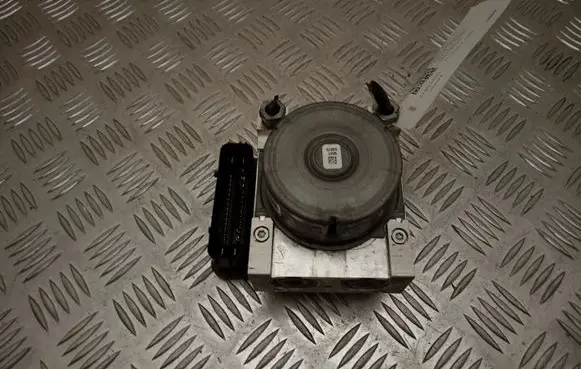Ford Mustang VI ABS Pump GR3C2C405BD 28515585233