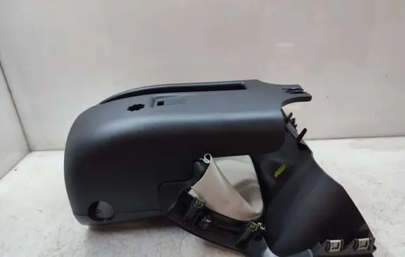 Land Rover Evoque I Steering wheel column trim BJ323F900AB