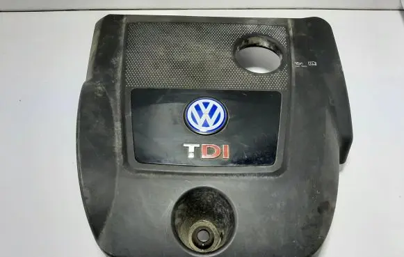 Volkswagen Golf IV Engine cover (trim) 038103925