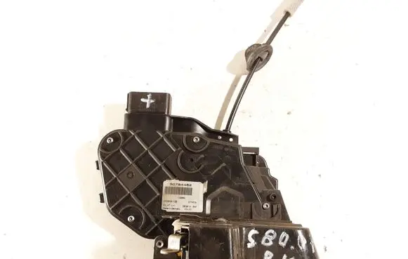 Volvo S80 Front door lock 30784482