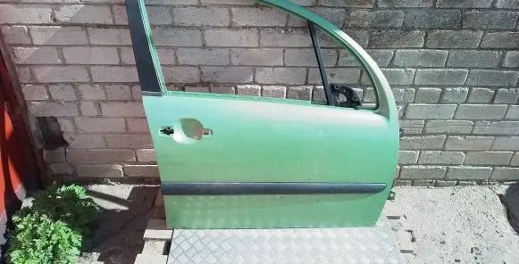 Citroen C3 Front door