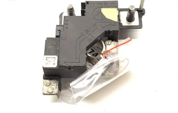 Mercedes-Benz GLA W156 X156 Positive cable (battery) 2469068601