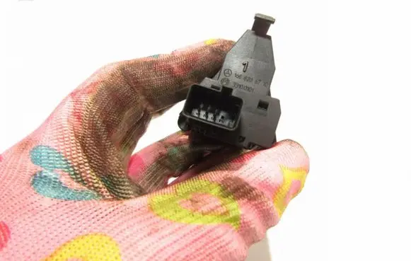 Mercedes-Benz A W168 Hazard light switch 1688206710