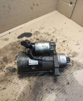 Nissan Almera N16 Starter motor M008T75371 23300WD000