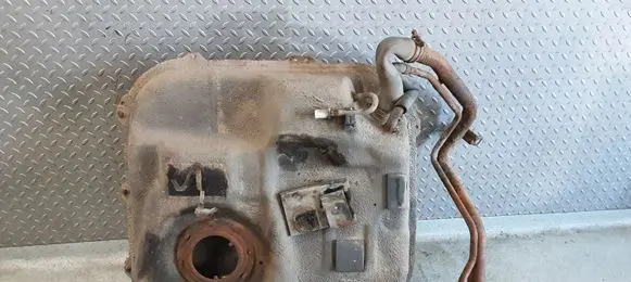 Hyundai i30 Fuel tank 311502L960