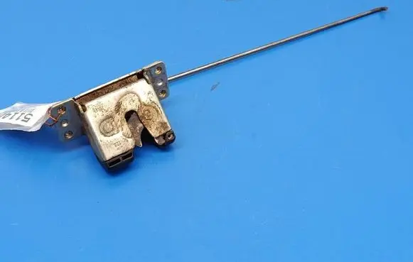 Opel Astra F Tailgate/trunk/boot lock/catch/latch