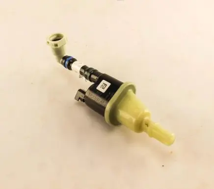 Engine mount vacuum valve