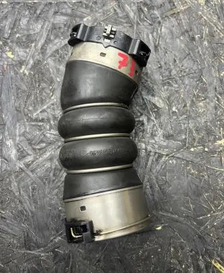 BMW 4 F36 Gran coupe Intercooler hose/pipe 8513450