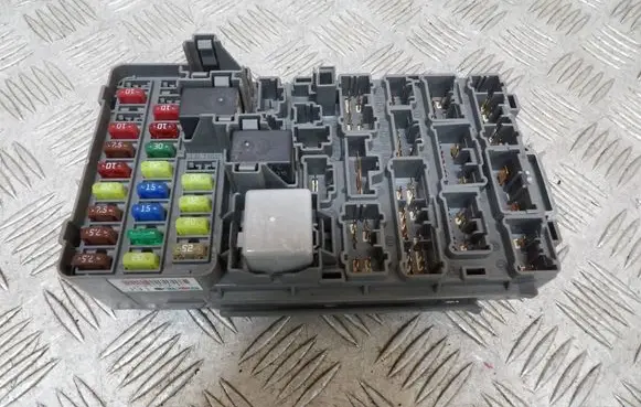 Honda CR-V Fuse 