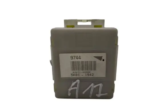 Toyota RAV 4 (XA30) Other control units/modules 8267142080 5K011942