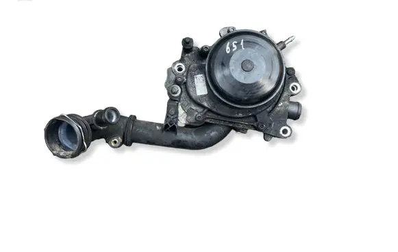 Mercedes-Benz E W212 Water pump A6512000300