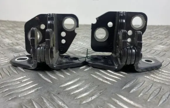 Jeep Grand Cherokee WL Rear door hinge set 