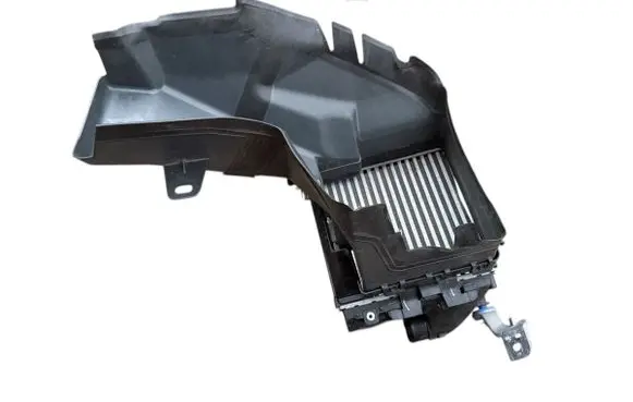 Peugeot 5008 II Intercooler air guide/duct channel 9820650780