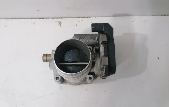 BMW 5 F10 F11 Throttle valve 7588625