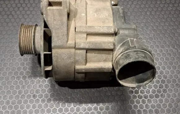 BMW 5 E34 Generator/alternator 0120469912