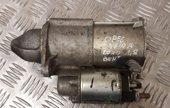 Opel Zafira B Starter motor 55556092 8000048 H18JA10B
